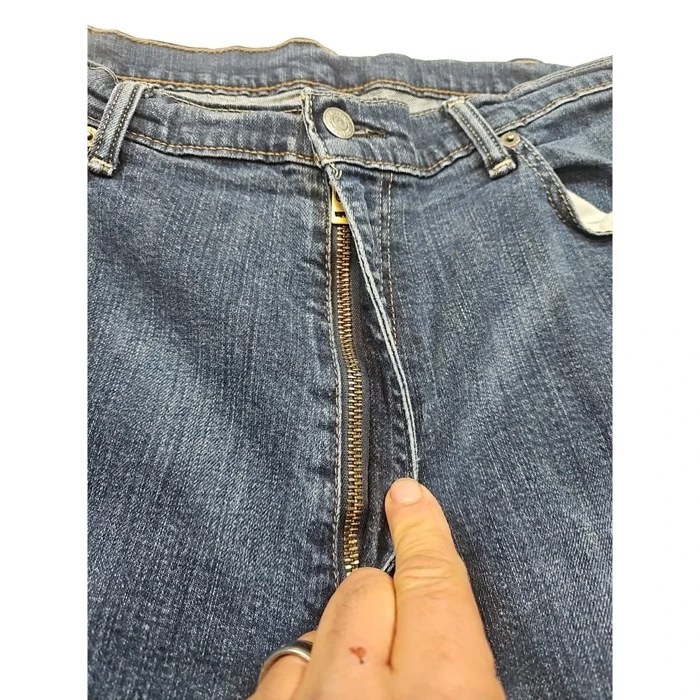 Levi's 505 Mens Jeans Size 40x32 Regular Fit Straight Leg Blue Denim